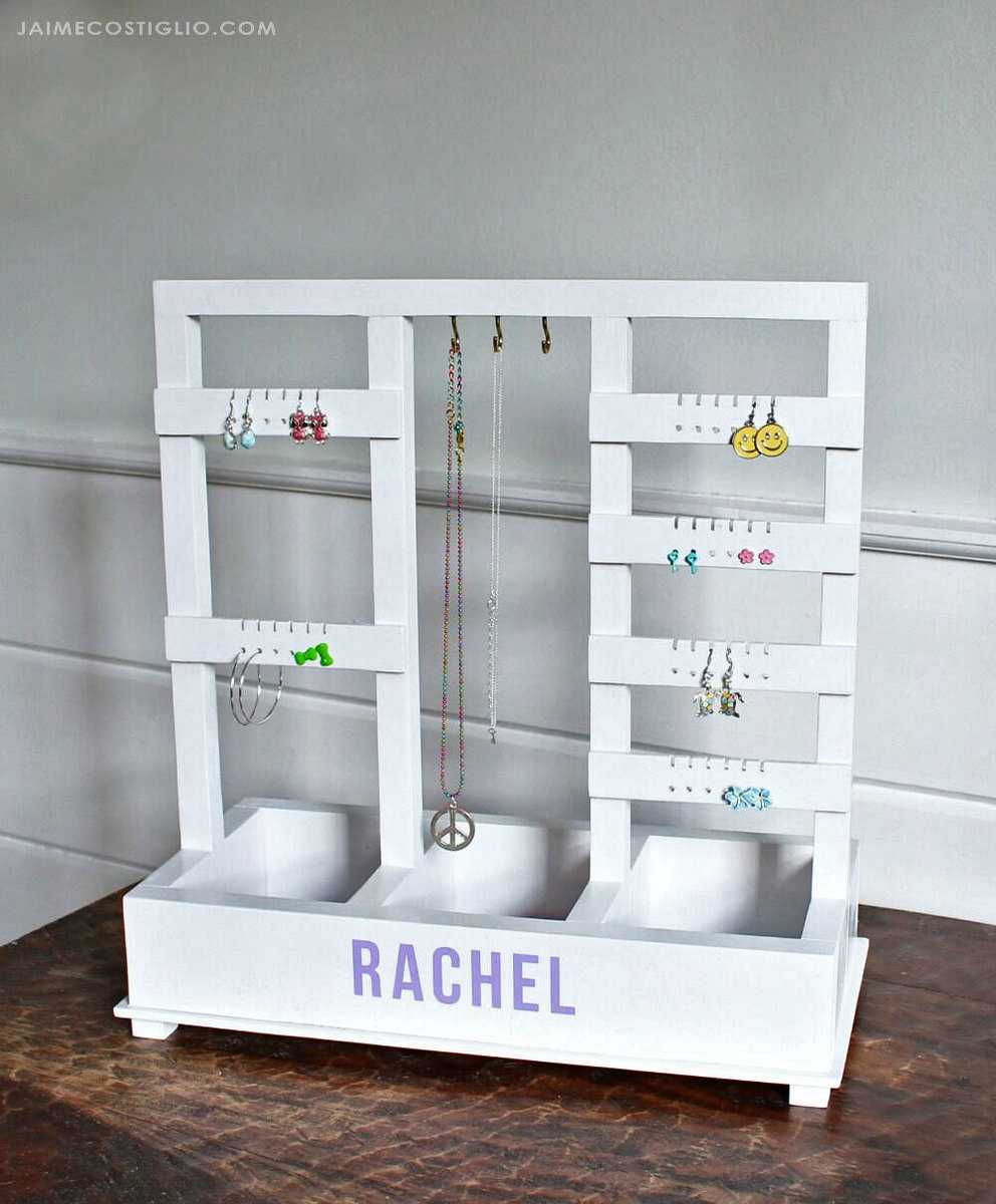 Standing Jewelry Holder – Free Woodworking Plan